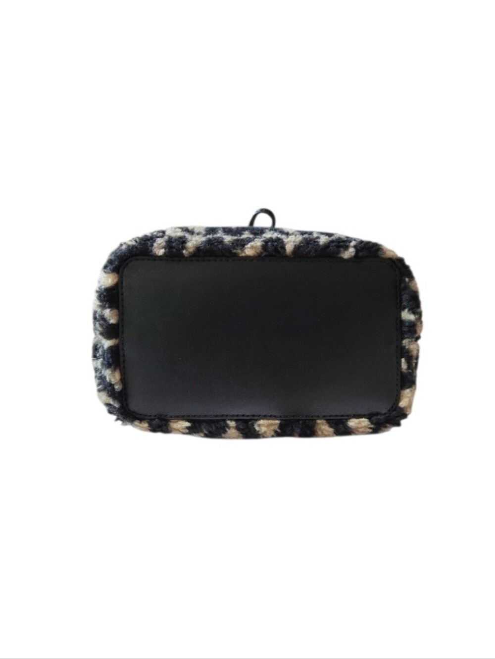 Michael Kors Suri Small Faux Fur Bucket Crossbody With Gold Hardware - Picture 6 of 9
